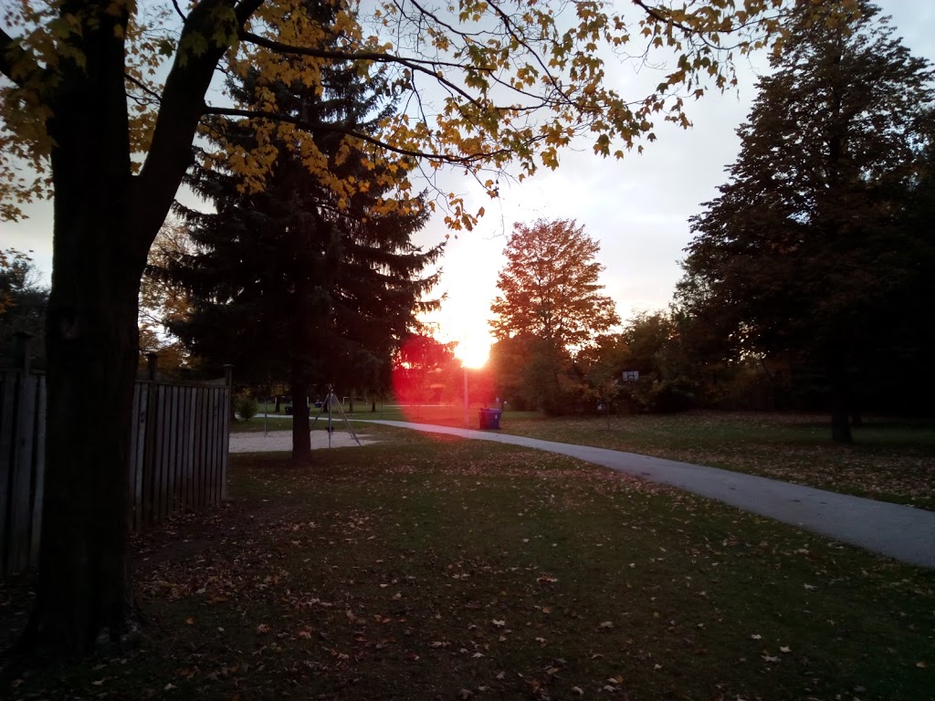 Halbert Park | 24 Rockwood Dr, Scarborough, ON M1M 3N1, Canada | Phone: (416) 396-4125