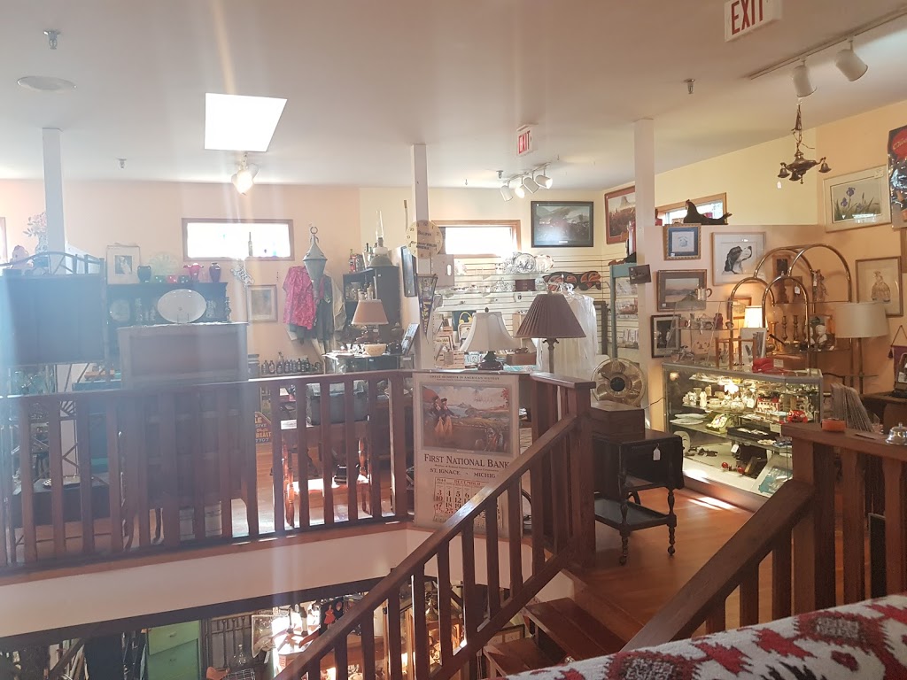 Highway Antique Emporium | 3088 Henry Rd, Chemainus, BC V0R 1K4, Canada | Phone: (250) 246-2372