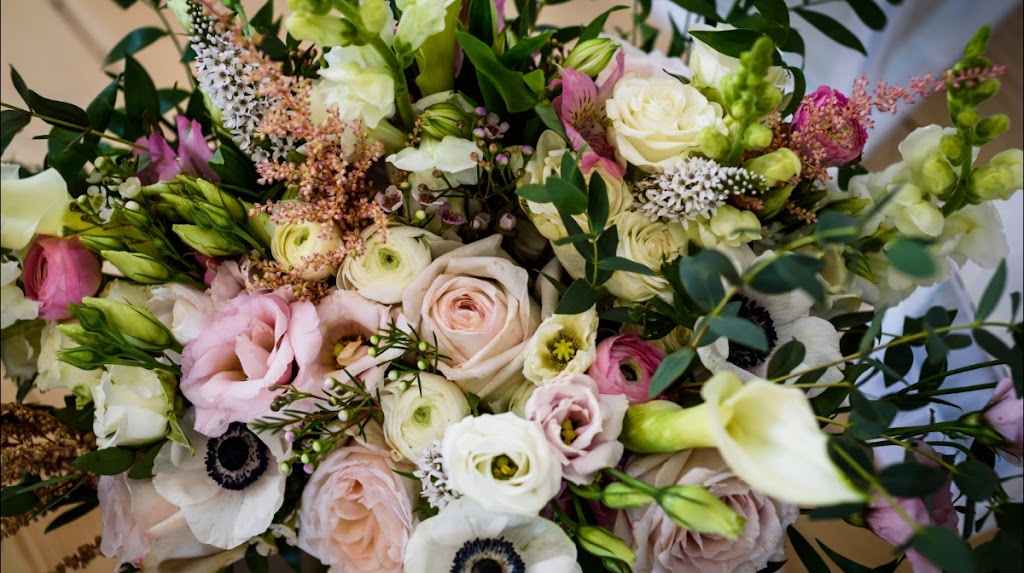 A Beautiful Wild Flower Farm | 7460 Aylesford Rd, Aylesford, NS B0P 1C0, Canada | Phone: (902) 670-8616