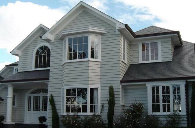 Robert Benevento Roofing Siding & Windows | 4700 Montrose Rd, Niagara Falls, ON L2H 1K5, Canada | Phone: (905) 358-4550