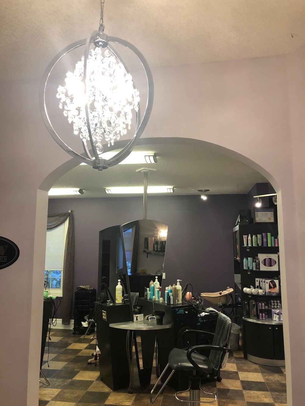 Stilleto Salon | 420 Wallace Ave N, Listowel, ON N4W 1L3, Canada | Phone: (519) 291-6800