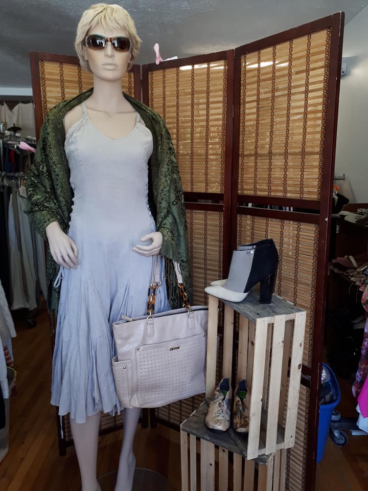 Friperie Vintage en folie | 94 QC-216, Stoke, QC J0B 3G0, Canada | Phone: (819) 342-1242