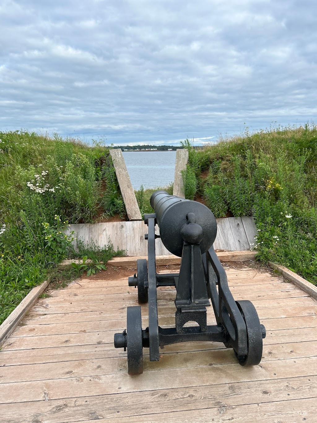 Prince Edward Battery | 45 Victoria Park Roadway, Charlottetown, PE C1A 1M6, Canada | Phone: (902) 368-5940