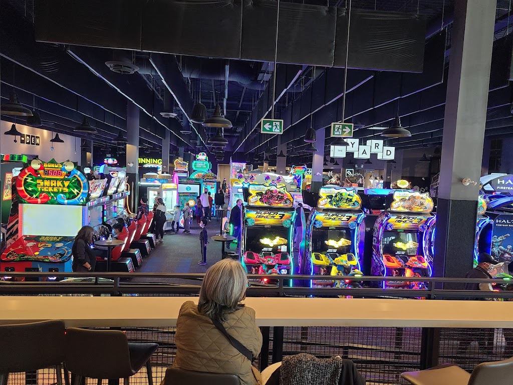 The Rec Room | 696 Sterling Lyon Pkwy Lot 5, Winnipeg, MB R3P 1J9, Canada | Phone: (204) 410-0011