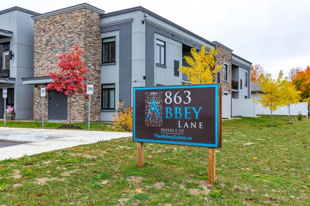 The Abbey Suites | 863 Abbey Ln, Peterborough, ON K9H 0J3, Canada | Phone: (647) 823-4663