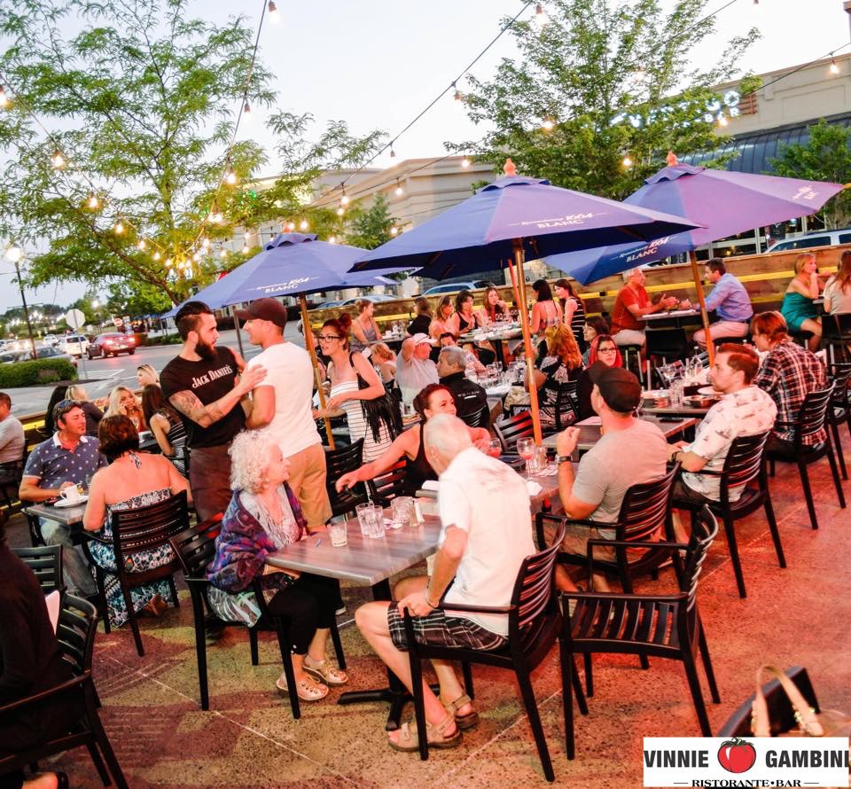 Restaurant Vinnie Gambini | 3360 Avenue des Grandes Tourelles, Boisbriand, QC J7H 0A2, Canada | Phone: (450) 420-5000