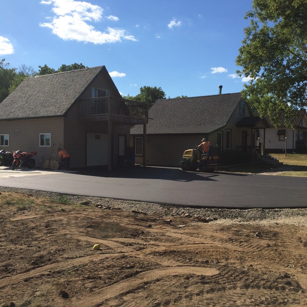 Hemeryck Homes | 1750 Turkey Point Rd, Simcoe, ON N3Y 4J9, Canada | Phone: (519) 718-4799