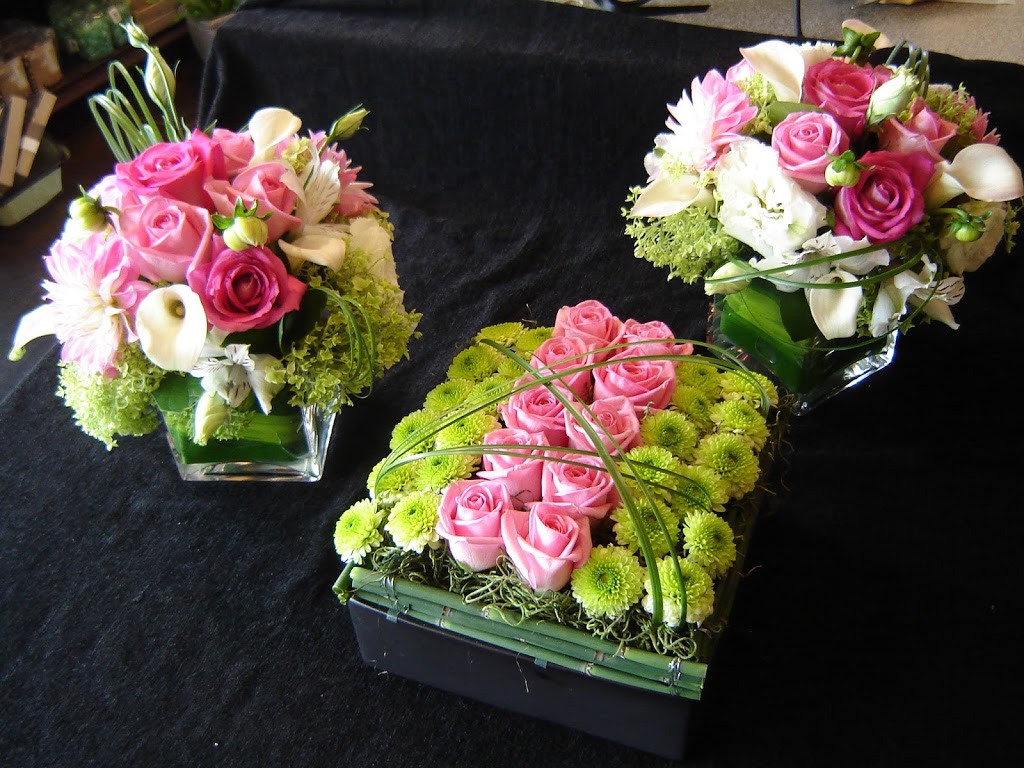 A Passion For Flowers Design Studio Ltd | 3268 King George Blvd #11, Surrey, BC V4P 1A5, Canada | Phone: (604) 531-8827