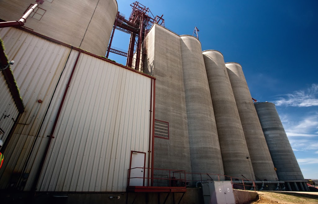 Viterra | Hwy 39 W, Weyburn, Weyburn No. 67, SK S0C 1X0, Canada | Phone: (306) 842-3757