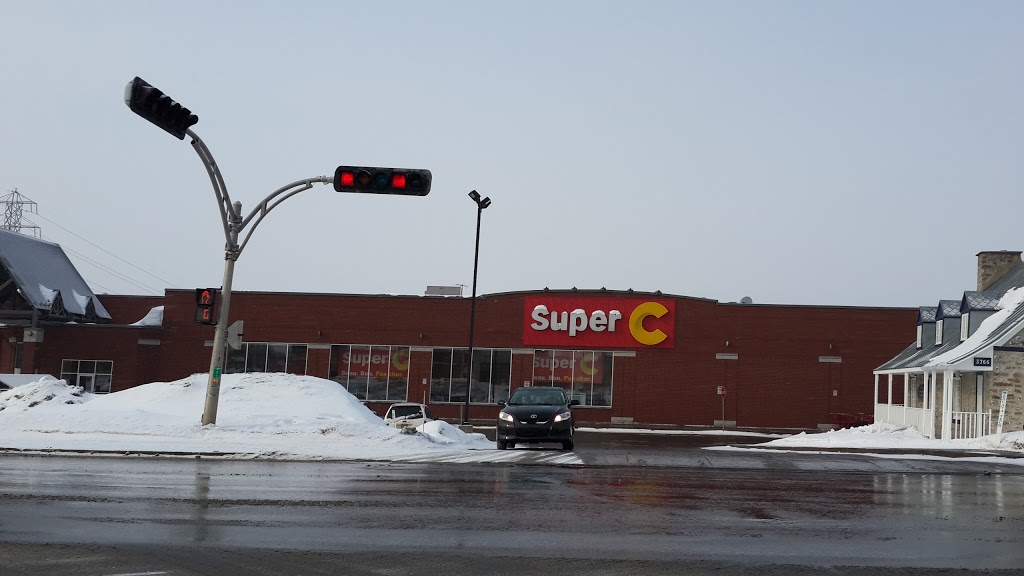 Super C | 3700 Boulevard Saint-Charles, Kirkland, QC H9H 3C3, Canada | Phone: (514) 426-0031