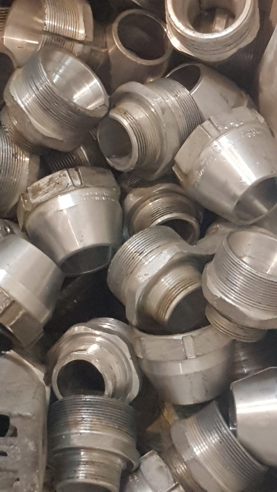 Bare Wire Recycling Inc. South (SE) | 1352 Hastings Crescent SE, Calgary, AB T2G 4C9, Canada | Phone: (403) 998-9209