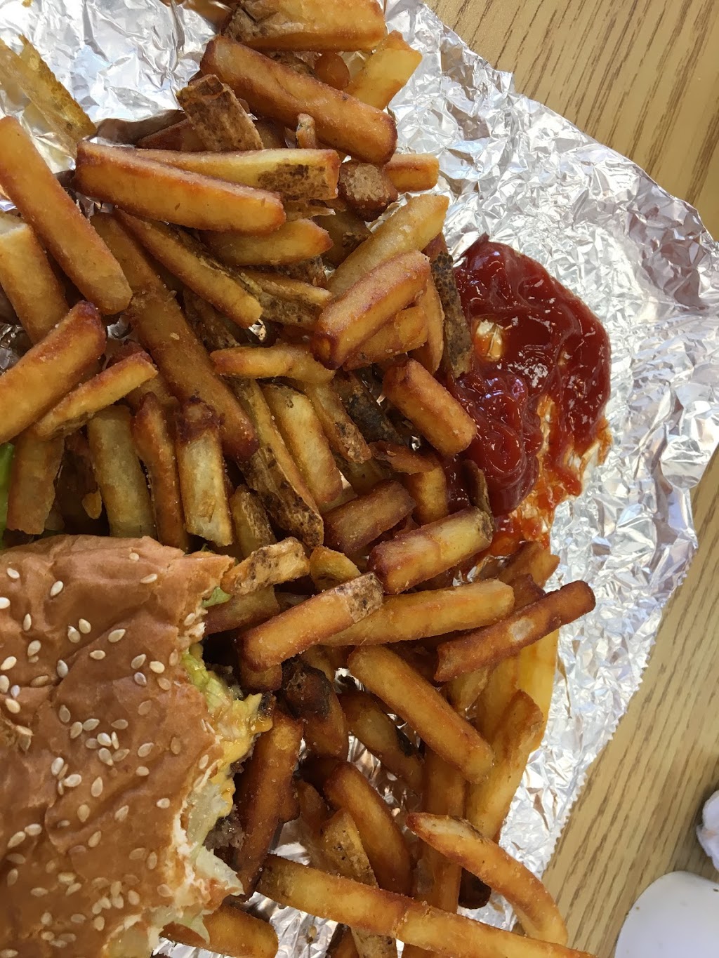 Five Guys | 1301 W Bakerview Rd, Bellingham, WA 98226, USA | Phone: (360) 734-8300