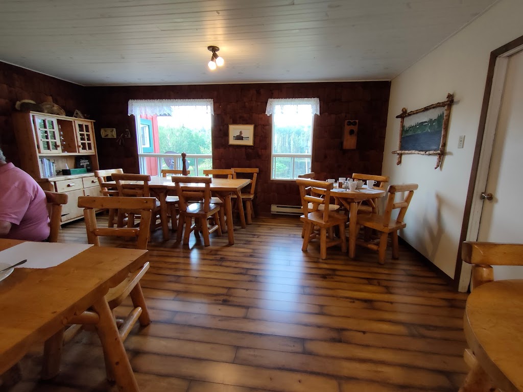 Pavillon Wapus | Unnamed road, La Vallée-de-la-Gatineau, QC J9E 3B3, Canada | Phone: (819) 429-0787