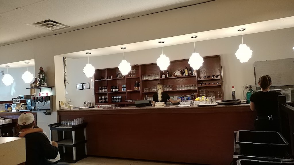 Buffet Kam Hong | 1438 Bd Monseigneur-Langlois, Salaberry-de-Valleyfield, QC J6S 1E3, Canada | Phone: (450) 371-9888