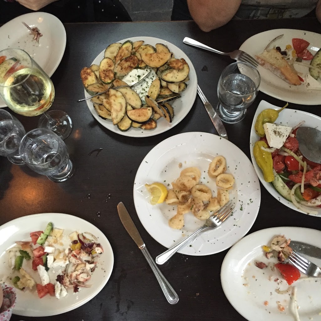 Lezvos | 429 Rue Principale, Saint-Sauveur, QC J0R 1R4, Canada | Phone: (450) 227-4170