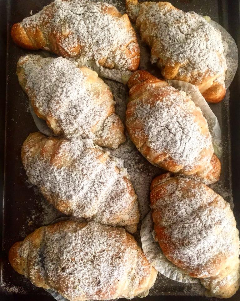 JYQ Bakery (St. Clair Pick Up) | 1 St Clair Ave W, Toronto, ON M4V 1K6, Canada