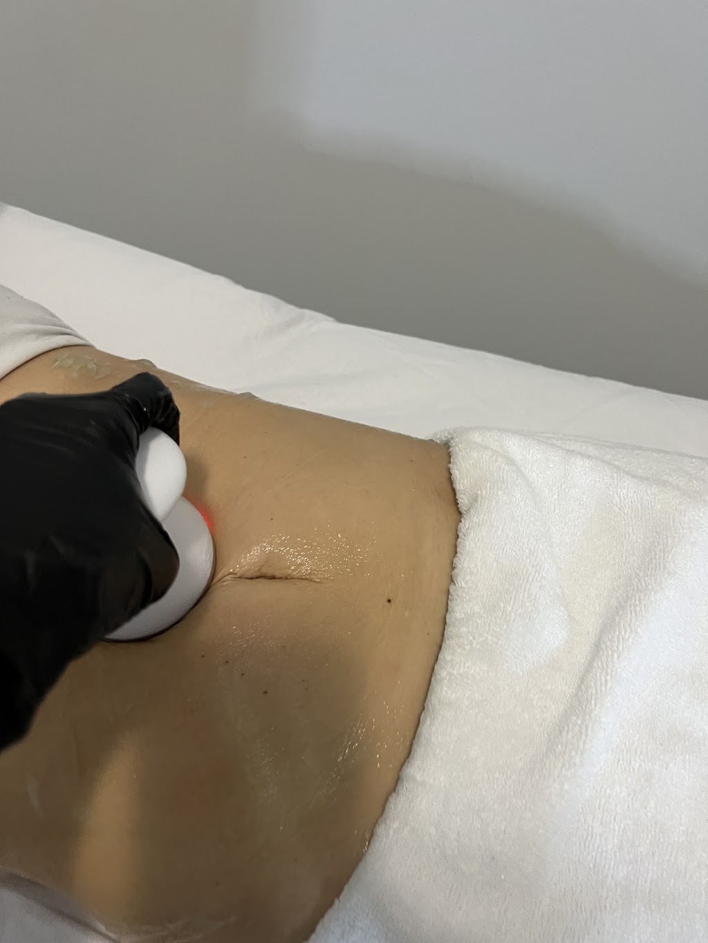 Beach Beauty Lounge | 660 Park Rd, Innisfil, ON L9S 0E8, Canada | Phone: (647) 577-3157