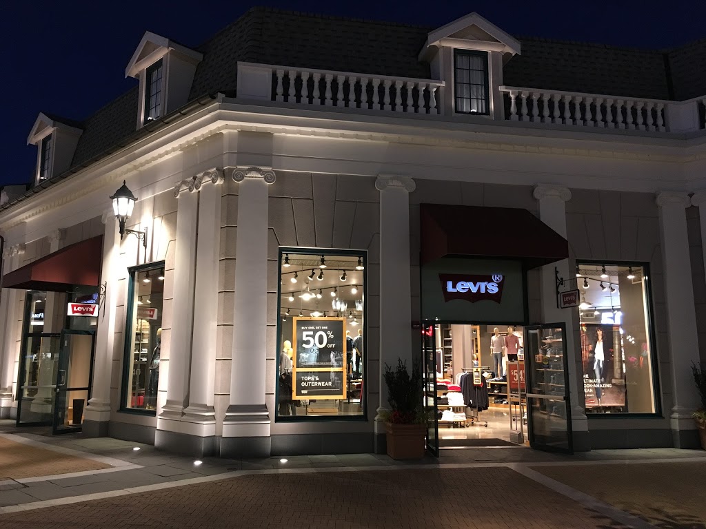 Levis® | 7899 Templeton Station Rd Unit 105, Richmond, BC V4M 0B3, Canada | Phone: (604) 273-1407
