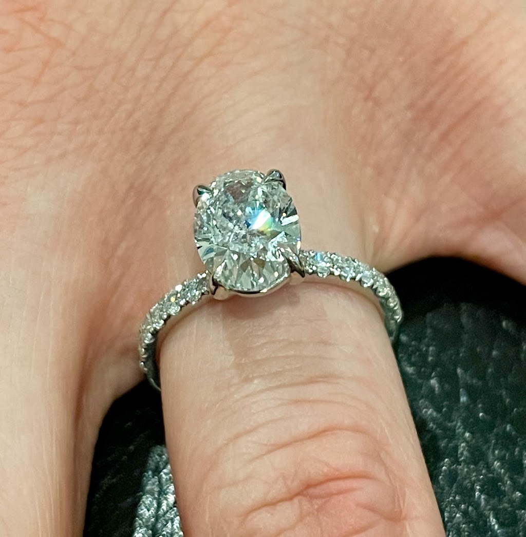 Vero Diamonds | 135 Laurier Ave W Unit 405, Ottawa, ON K1P 5J2, Canada | Phone: (613) 366-8011