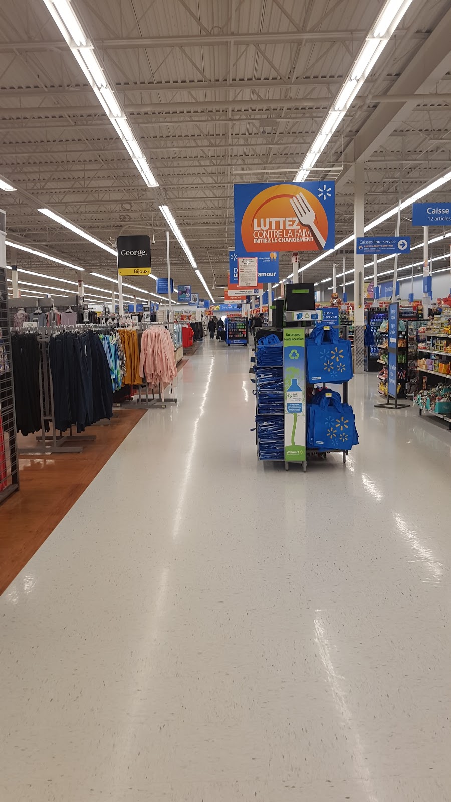 Walmart Supercentre | 500 Voie de Desserte de la Route 132, Saint-Constant, QC J5A 2S5, Canada | Phone: (450) 632-2192