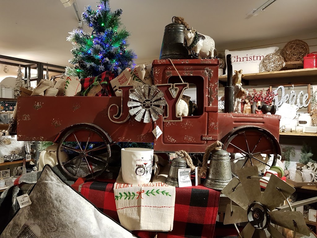 Oakridge Greenhouse & Garden Centre | 32085 Hwy 52, Steinbach, MB R5G 1N6, Canada | Phone: (204) 326-1015
