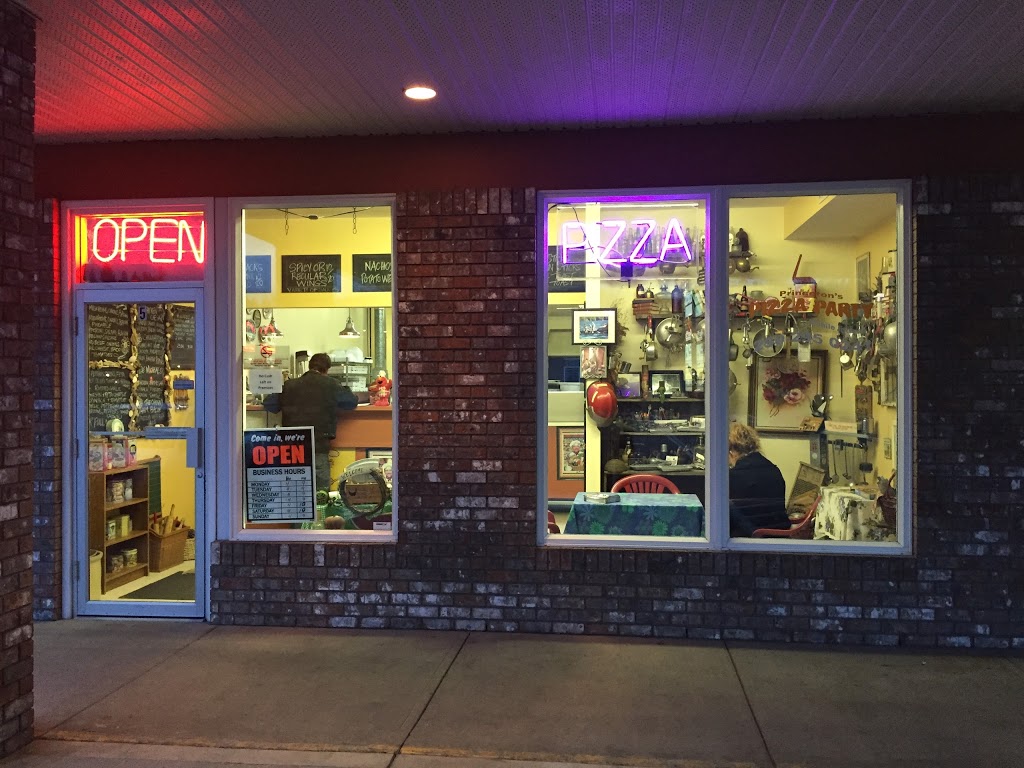 Princetons Pizza Party | 136 Tapton Ave, Princeton, BC V0X 1W0, Canada | Phone: (250) 295-0241