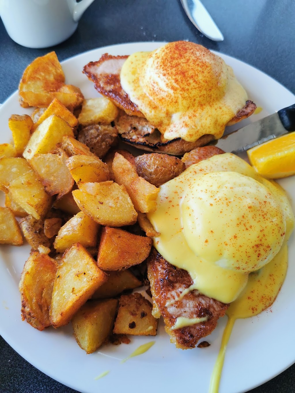 Donut Diner | 1249 Stone Church Rd E, Hamilton, ON L8W 2C8, Canada | Phone: (905) 383-8544