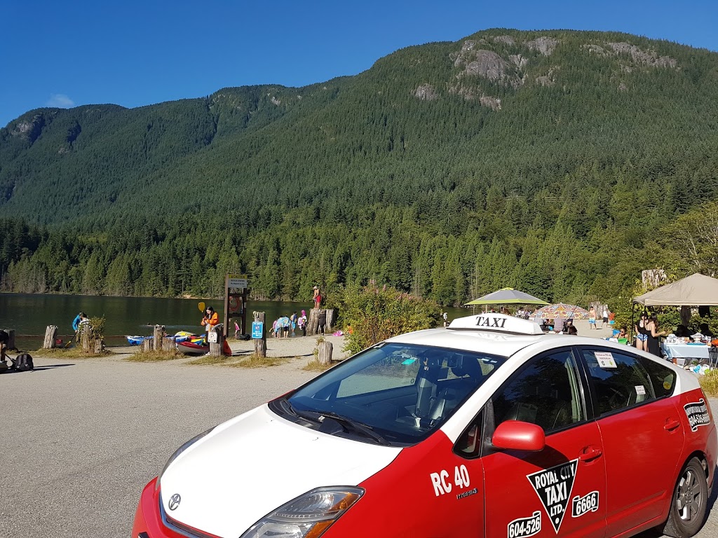 Royal City Taxi Ltd. | 436 Rousseau St, New Westminster, BC V3L 3R3, Canada | Phone: (604) 526-6666