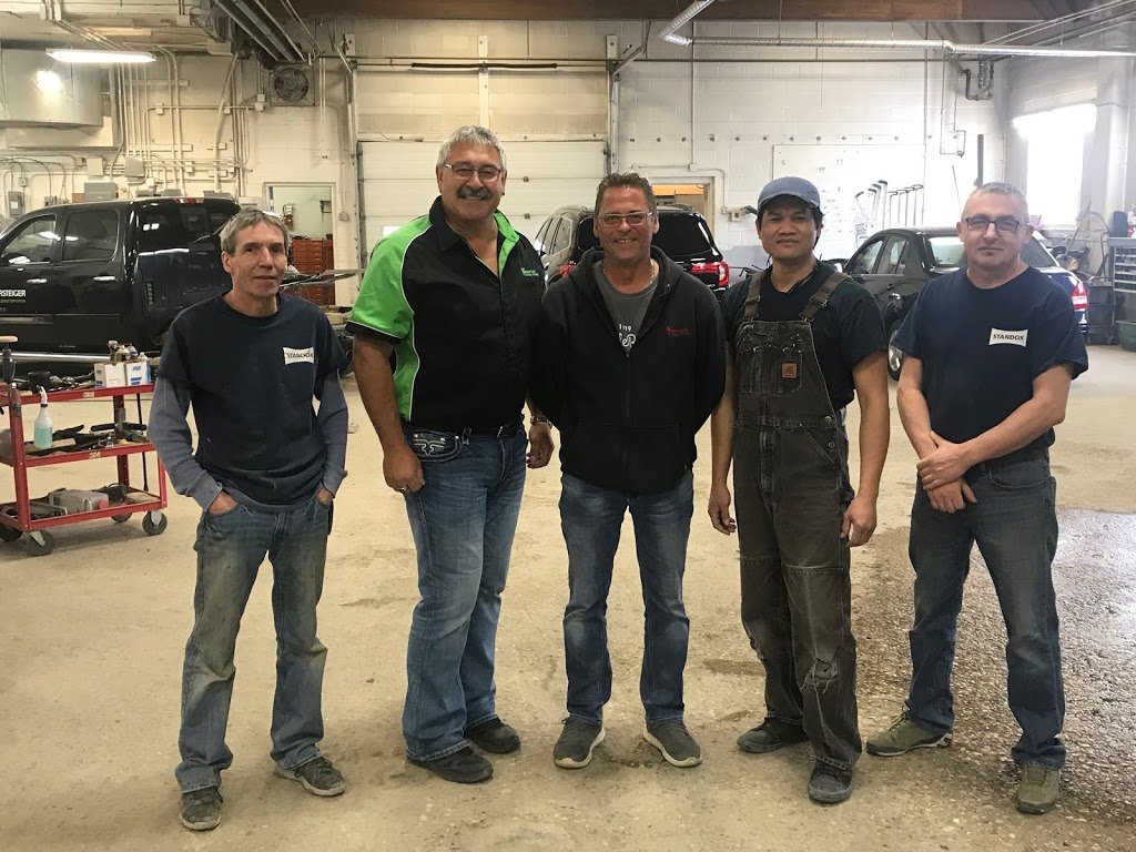 Superior Auto Body Ltd | 1109 Avenue Q S, Saskatoon, SK S7M 2Y5, Canada | Phone: (306) 382-3911
