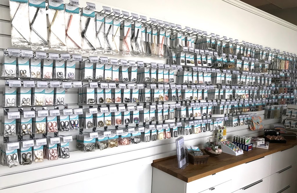 Emmaline Bags Inc. | 50 Manitoba Ct, Spruce Grove, AB T7X 0V5, Canada | Phone: (780) 571-2247