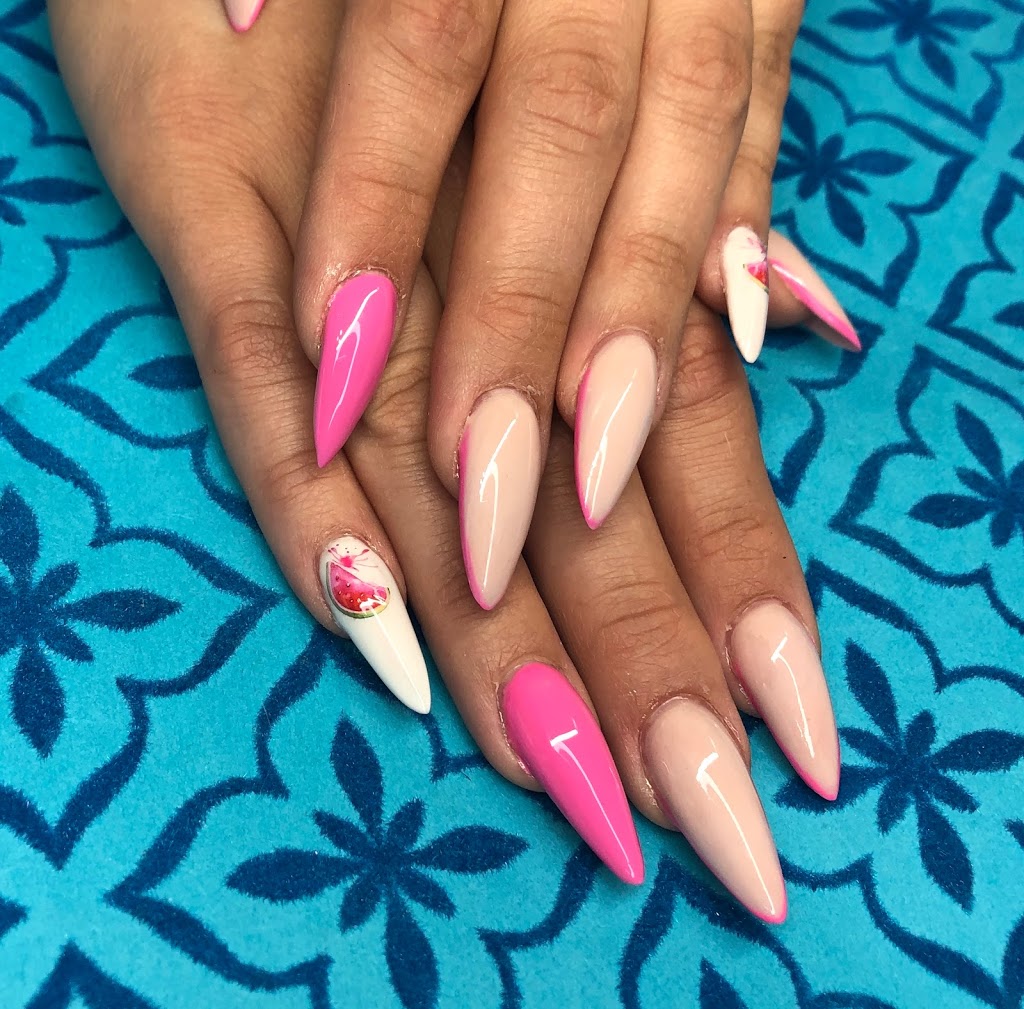Finger Gems | 94 Rennick Rd, Moncton, NB E1G 4X2, Canada | Phone: (506) 227-9313