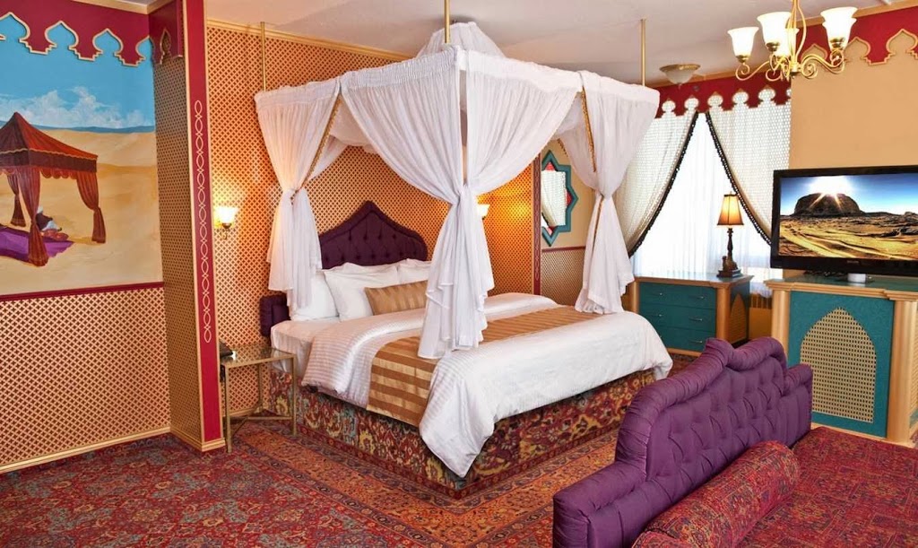Fantasyland Hotel West Edmonton Mall | 17700 87 Ave NW, Edmonton, AB T5T 4V4, Canada | Phone: (800) 737-3783