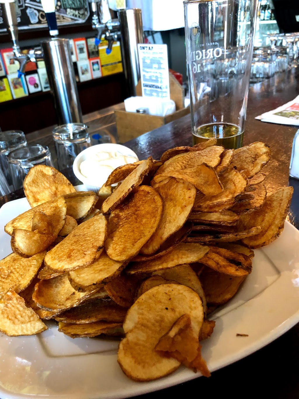 Rosies on River Street | 11 River St W, Moose Jaw, SK S6H 1R3, Canada | Phone: (306) 693-2229
