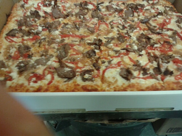 Albany Pizza | 222 Lansdowne Ave, Toronto, ON M6K 3C6, Canada | Phone: (416) 533-7300