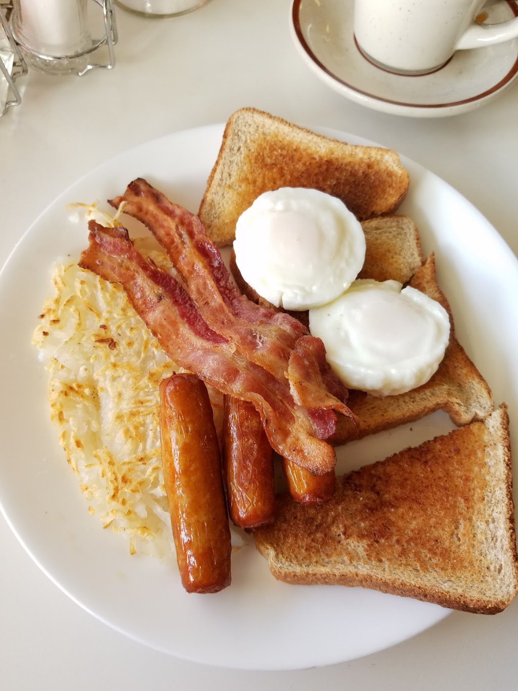 ParkCrest Diner | 5901 Broadway, Burnaby, BC V5B 2X9, Canada | Phone: (604) 293-1633
