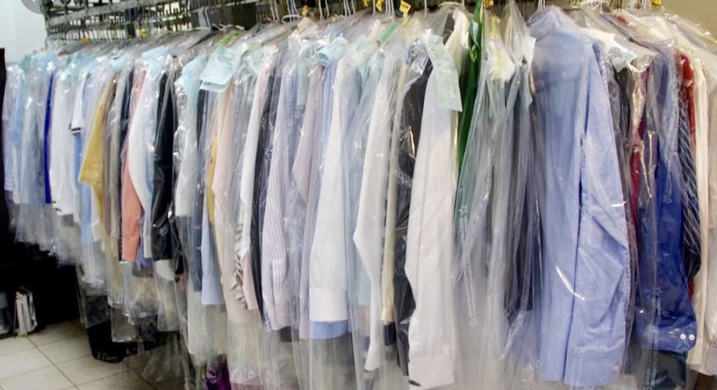 Nettoyeur Les 2 G | 1311 Boul. de la Concorde O., Laval, QC H7N 5Y4, Canada | Phone: (450) 629-1644