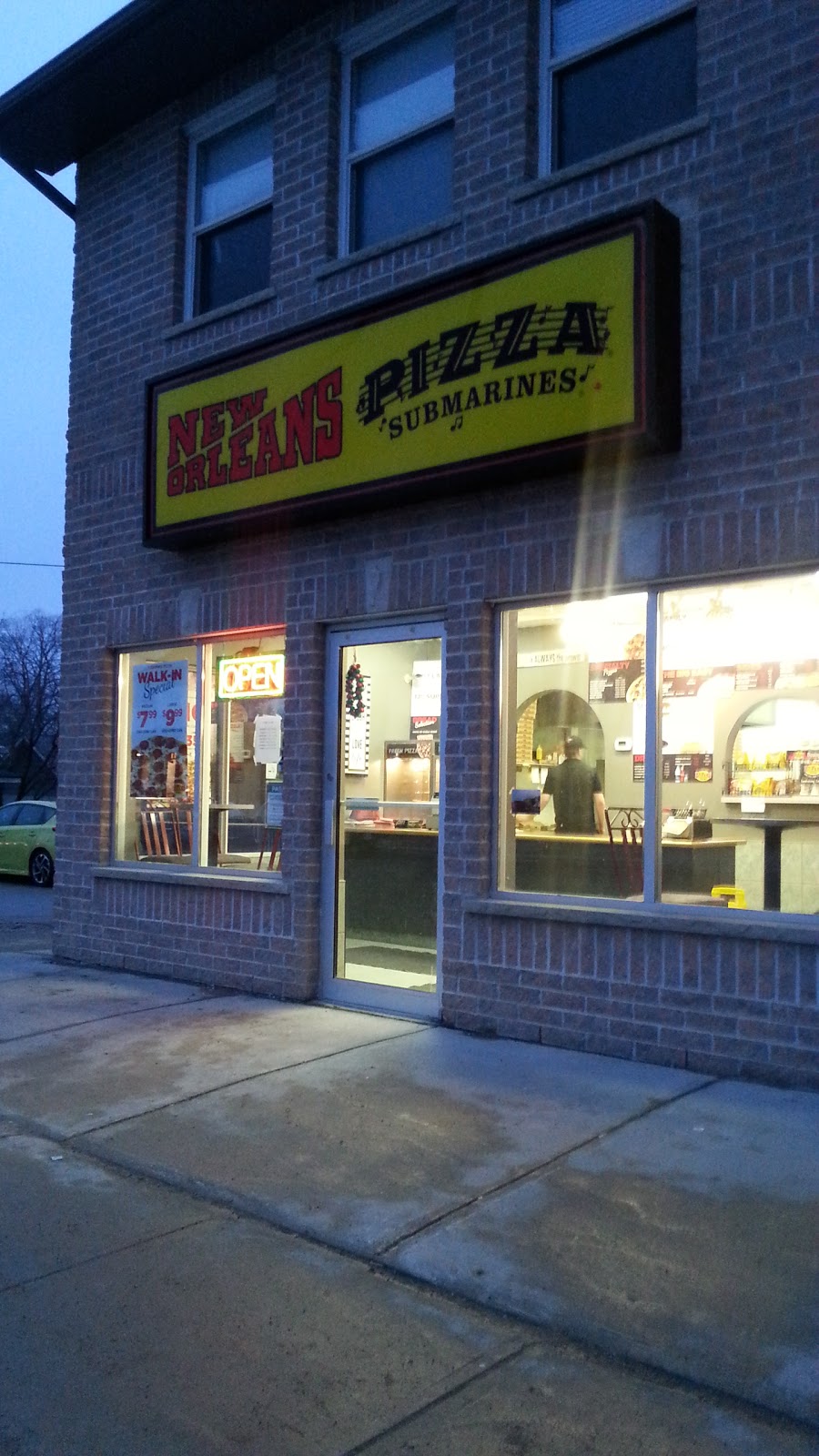 New Orleans Pizza | 13229 Ilderton Rd, Ilderton, ON N0M 2A0, Canada | Phone: (519) 666-0166