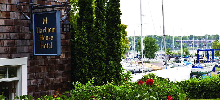 Harbour House Hotel | 85 Melville St, Niagara-on-the-Lake, ON L0S 1J0, Canada | Phone: (905) 468-4683