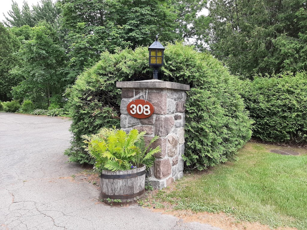 Gite Le 308 | 308 Rue Girouard, Oka, QC J0N 1E0, Canada | Phone: (514) 813-7037