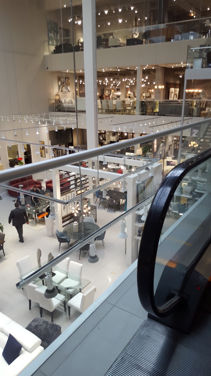 Meubles JC Perreault | 1900 Rue Maurice-Gauvin, Laval, QC H7S 1Z5, Canada | Phone: (450) 681-7211
