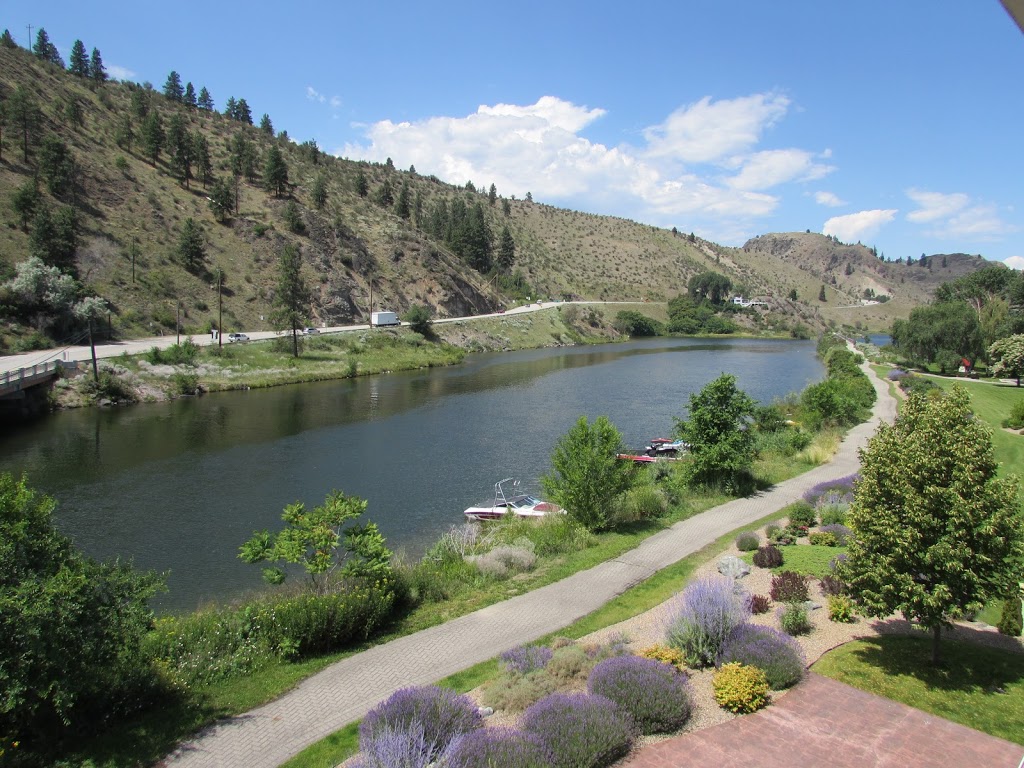 Okanagan Falls Condo Rentals | 850 Railway Ln, Okanagan Falls, BC V0H 1R4, Canada | Phone: (604) 838-0359