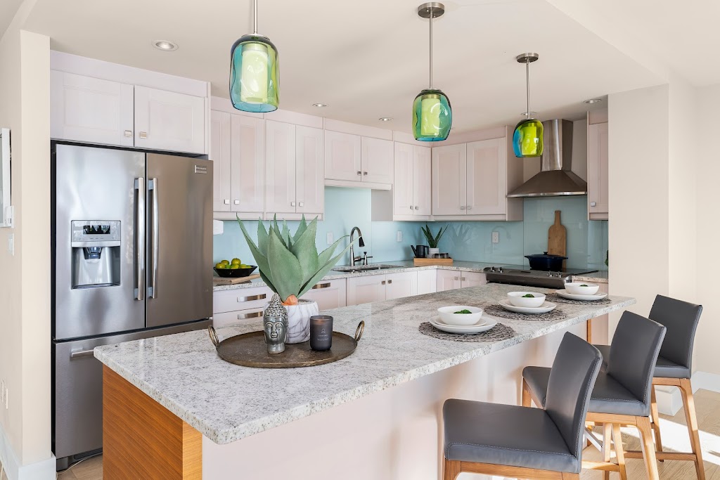 Townley Visual Media | 2220 Sooke Rd, Victoria, BC V9B 0G9, Canada | Phone: (778) 887-5455