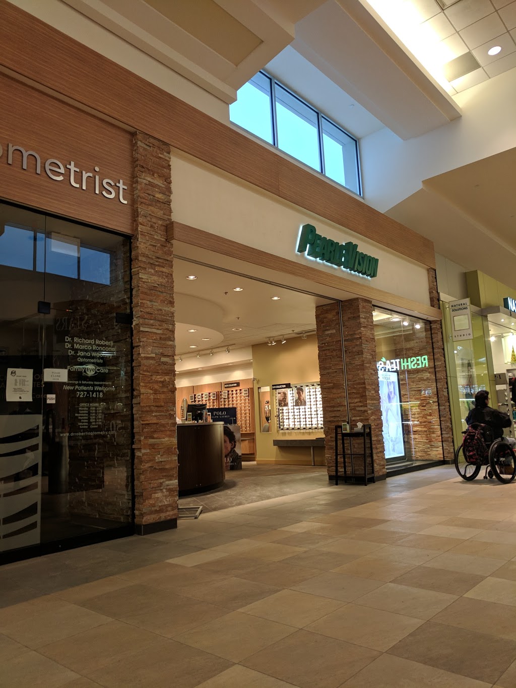 Pearle Vision | 509 Bayfield St, Barrie, ON L4M 4Z8, Canada | Phone: (705) 726-8891