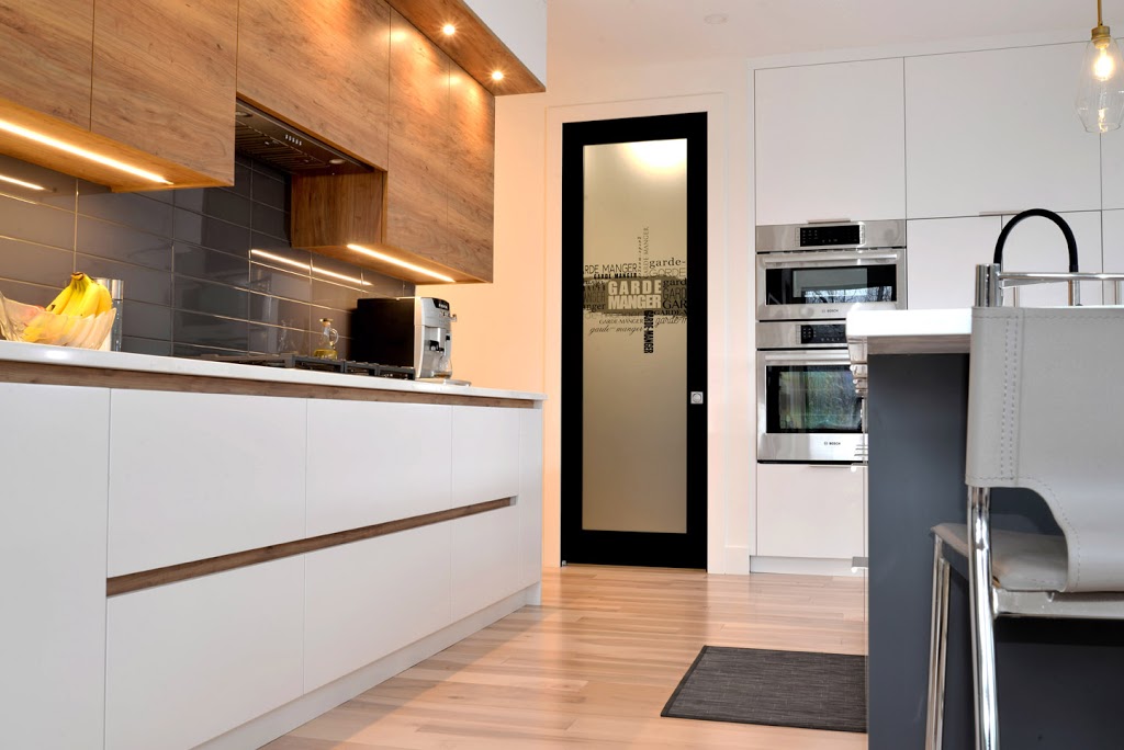 Portes Milette Inc | 100 Avenue Industrielle, Saint-Boniface, QC G0X 2L0, Canada | Phone: (800) 567-2931