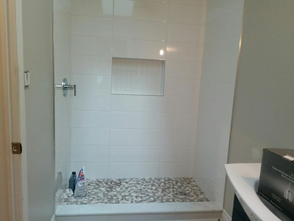 Bathroom Ideas | 1041 Plains View Ave, Burlington, ON L7T 1V4, Canada