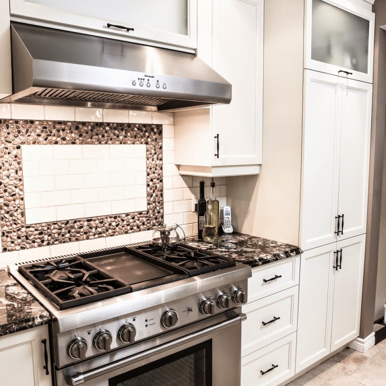 Rénovation Pure Cuisine | 2716 Rue Lapierre, LaSalle, QC H8N 2W9, Canada | Phone: (514) 508-0961