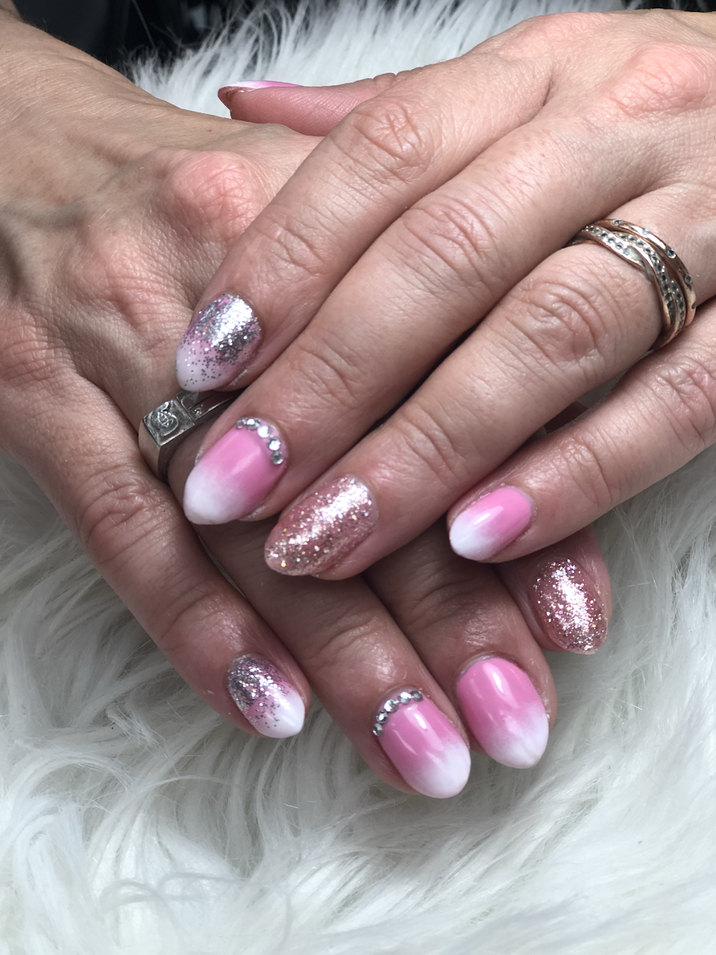 Color Nails & SPA | 2983 Pembina Hwy, Winnipeg, MB R3T 2H5, Canada | Phone: (204) 691-7878