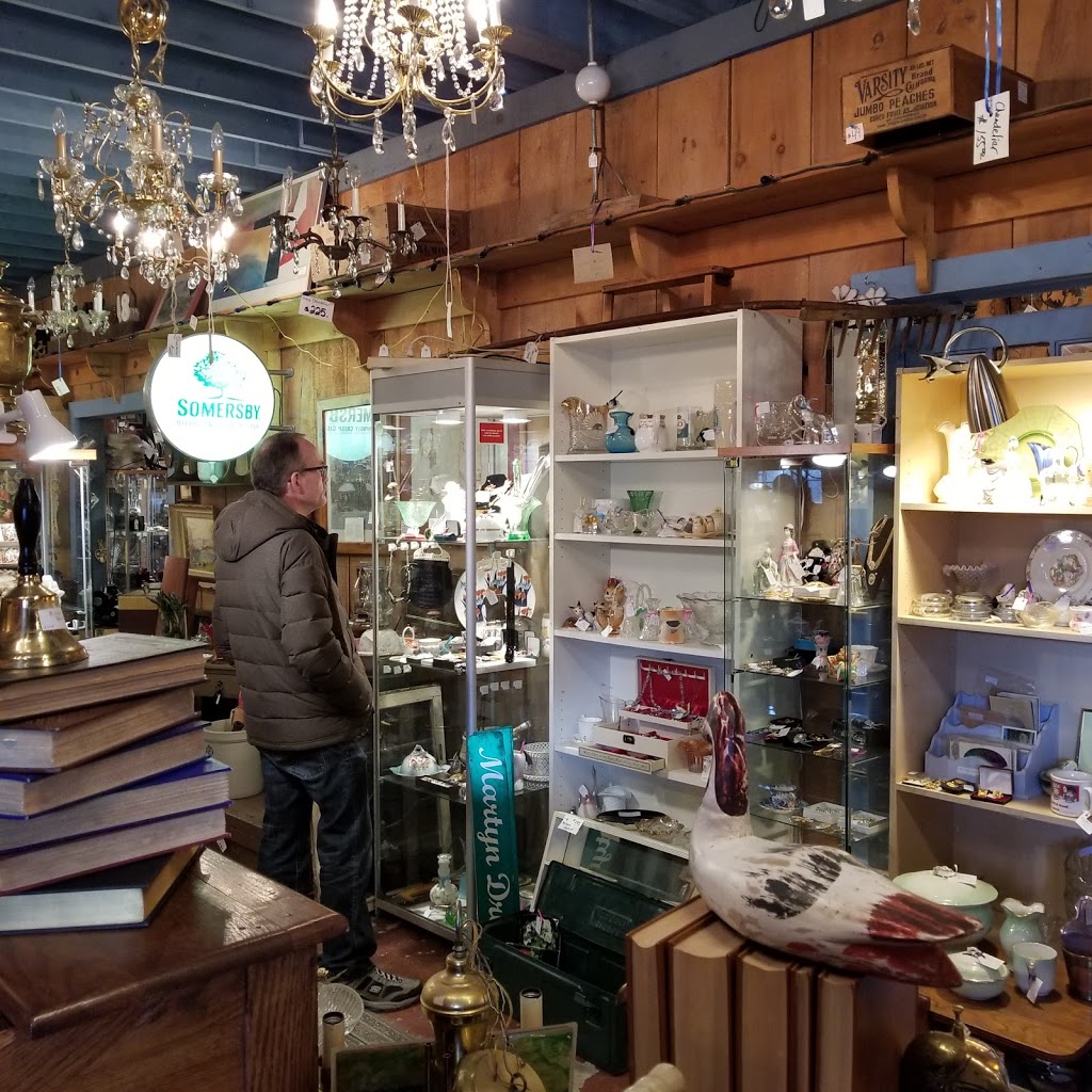 Antiques on Hwy 48 | 23906 ON-48, Baldwin, ON L0E 1A0, Canada | Phone: (647) 281-8496