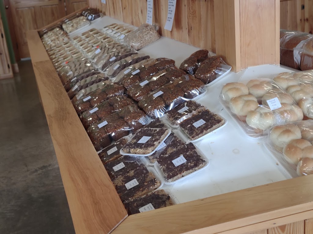 The Red Barn Country Market | 63 Art Ford Cross Rd, Ebenezer, PE C1E 0L1, Canada | Phone: (902) 621-2324