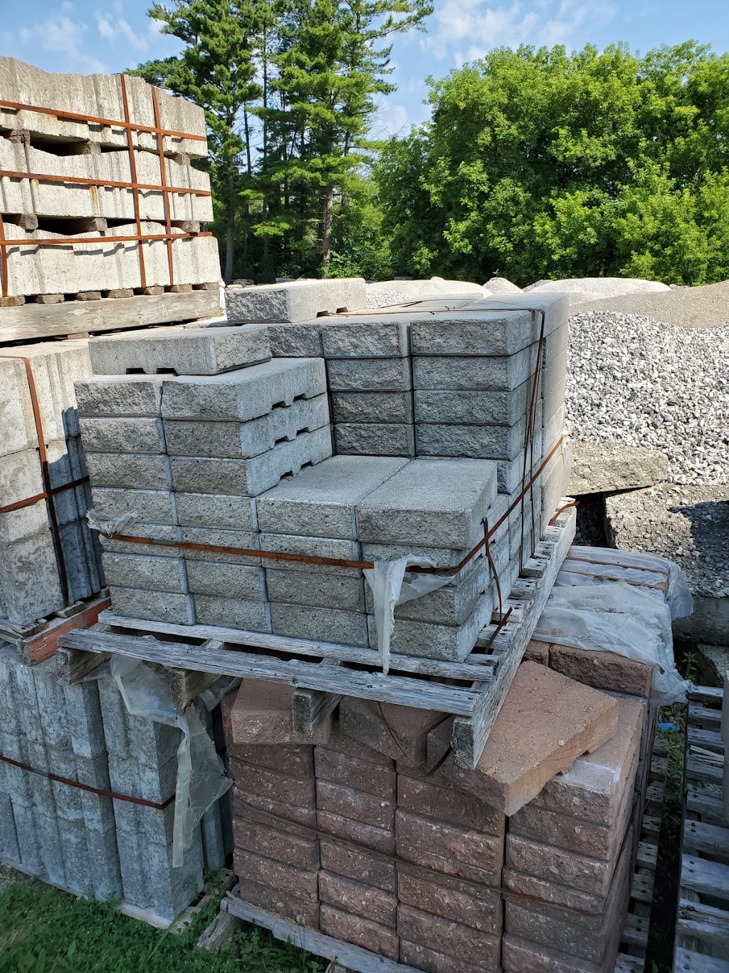Phils Supplies | 451 Queensway West, Simcoe, ON N3Y 2N4, Canada | Phone: (519) 426-3229